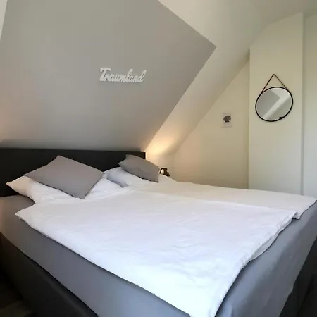 Semesterbostad Am Kutterhafen 28 - Prielhuus *